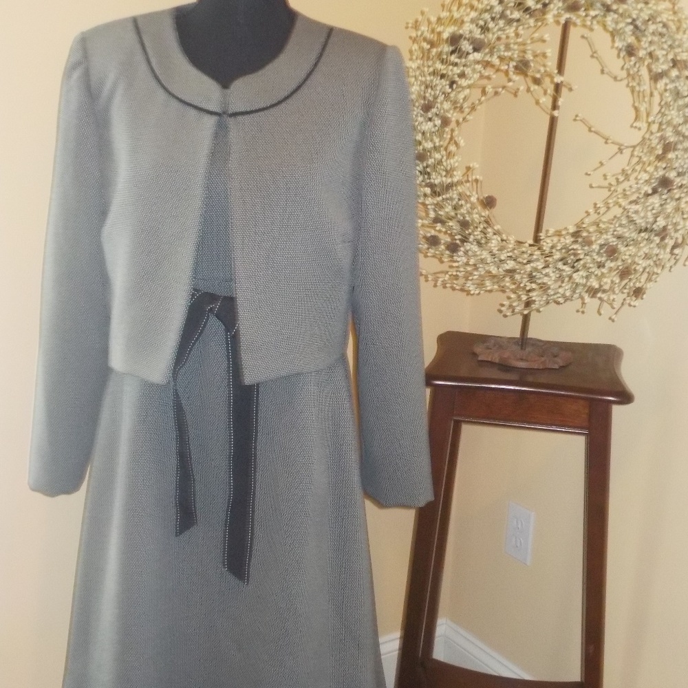 STUDIO 1 DRESS WITH JACKET